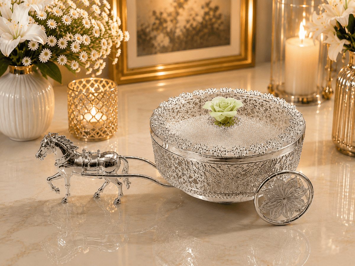 Round Dry Fruit Box with Horse Carriage